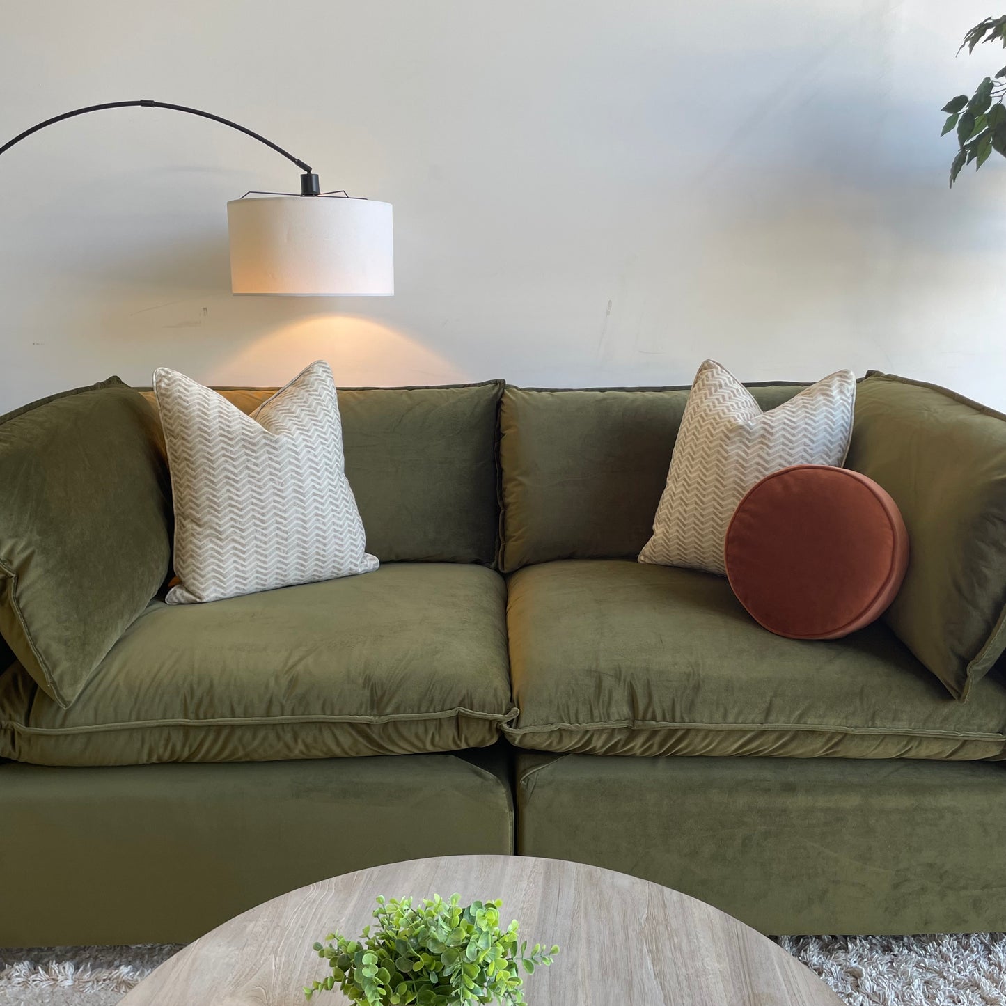 Bellamia Luna Loveseat in Green Performance Velvet