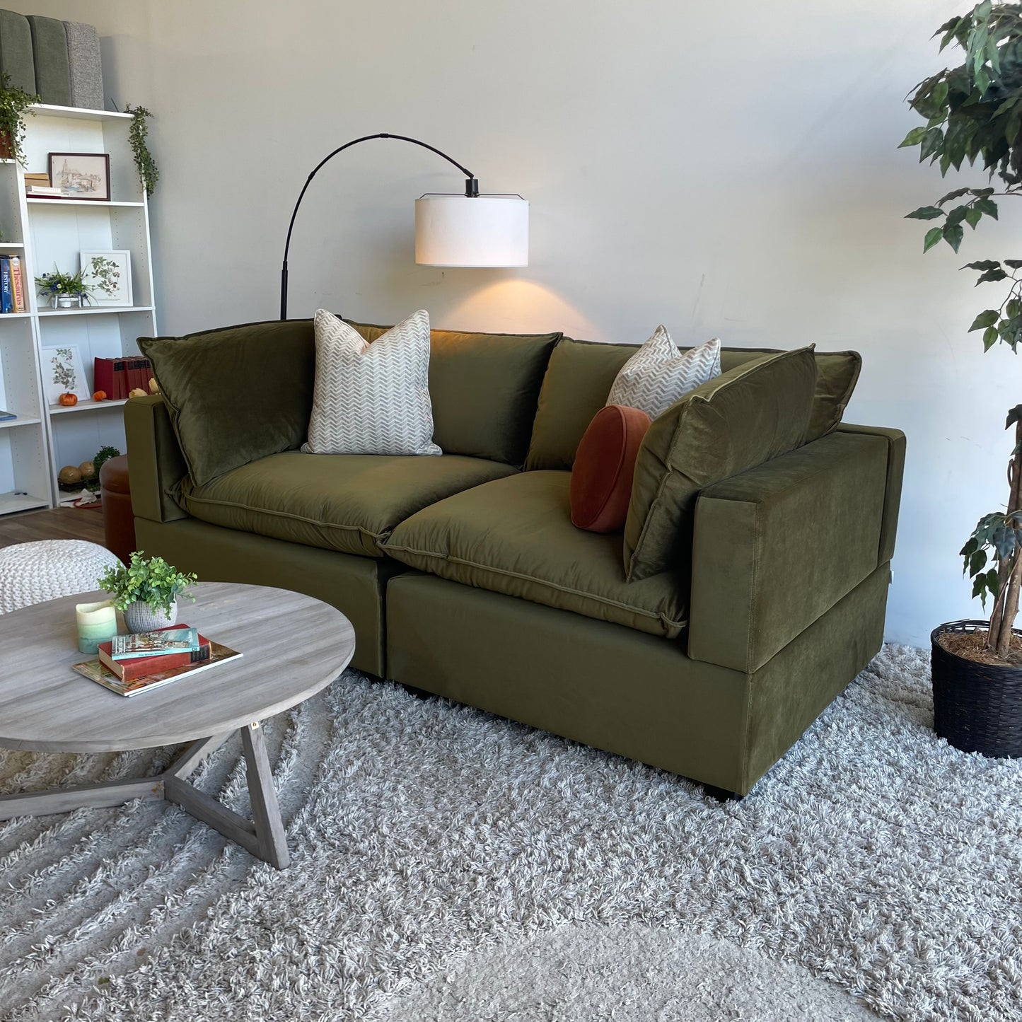 Bellamia Luna Loveseat in Green Performance Velvet