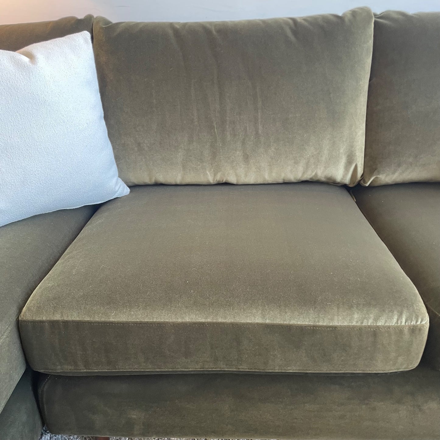 Interior Define Sloan 3-piece U-Sectional in Green Performance Velvet