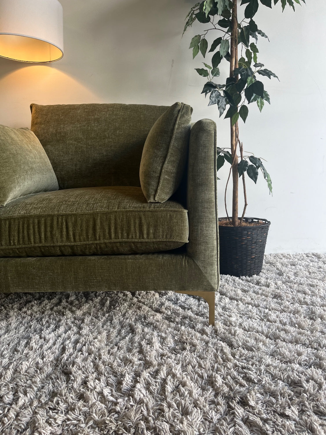 Interior Define Caitlin Accent Chair w/Ottoman in Ivy Green Vintage Velvet