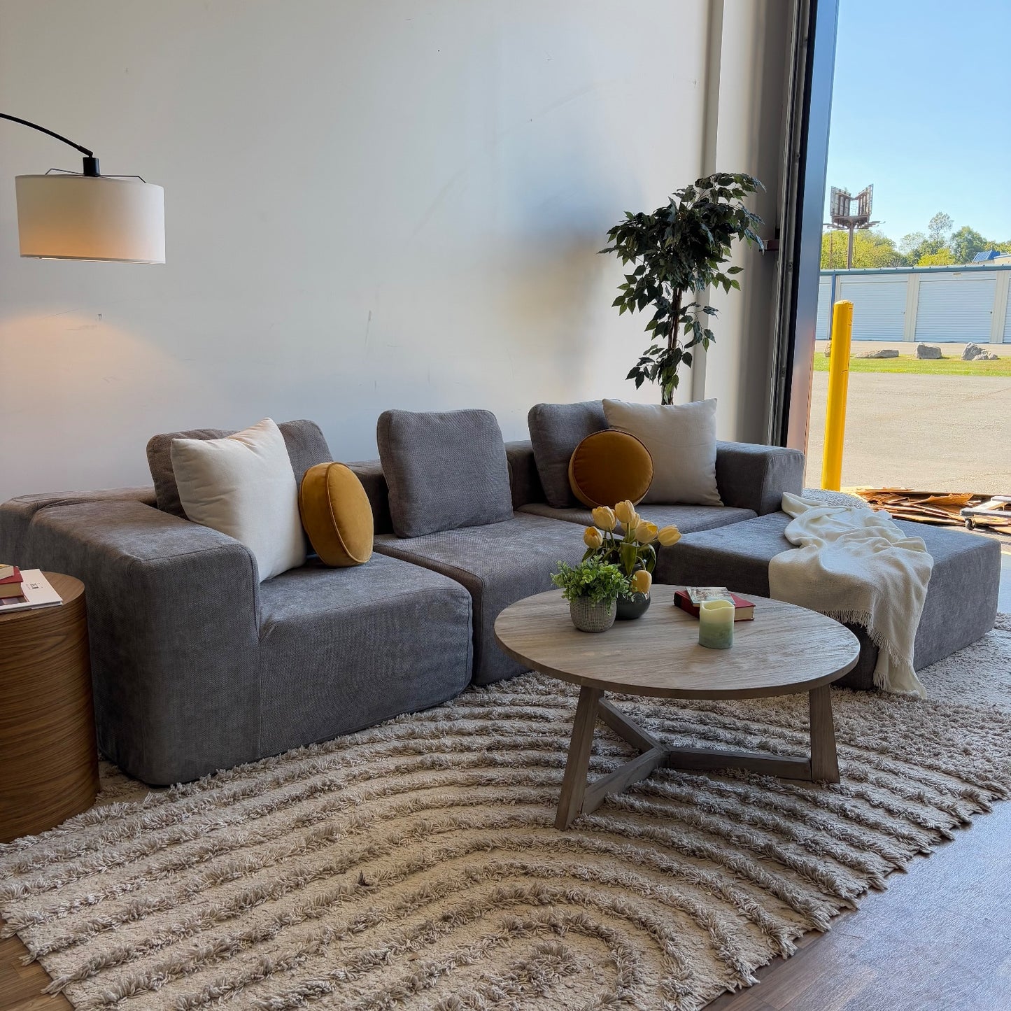 Puffer Couch 4pc in Gray