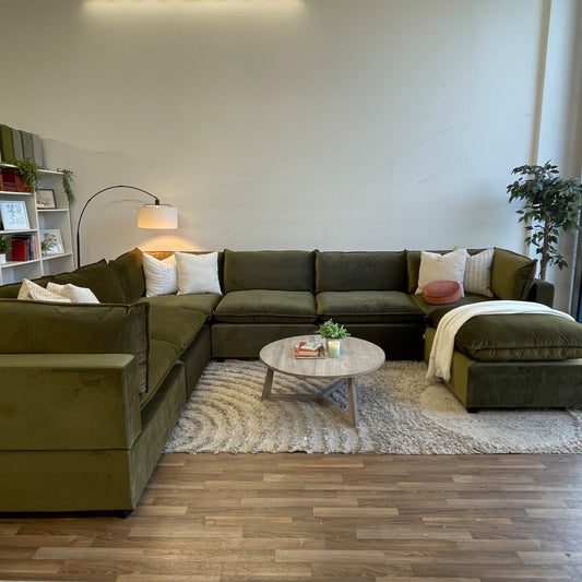 Bellamia Luna Grand Corner in Green Performance Velvet