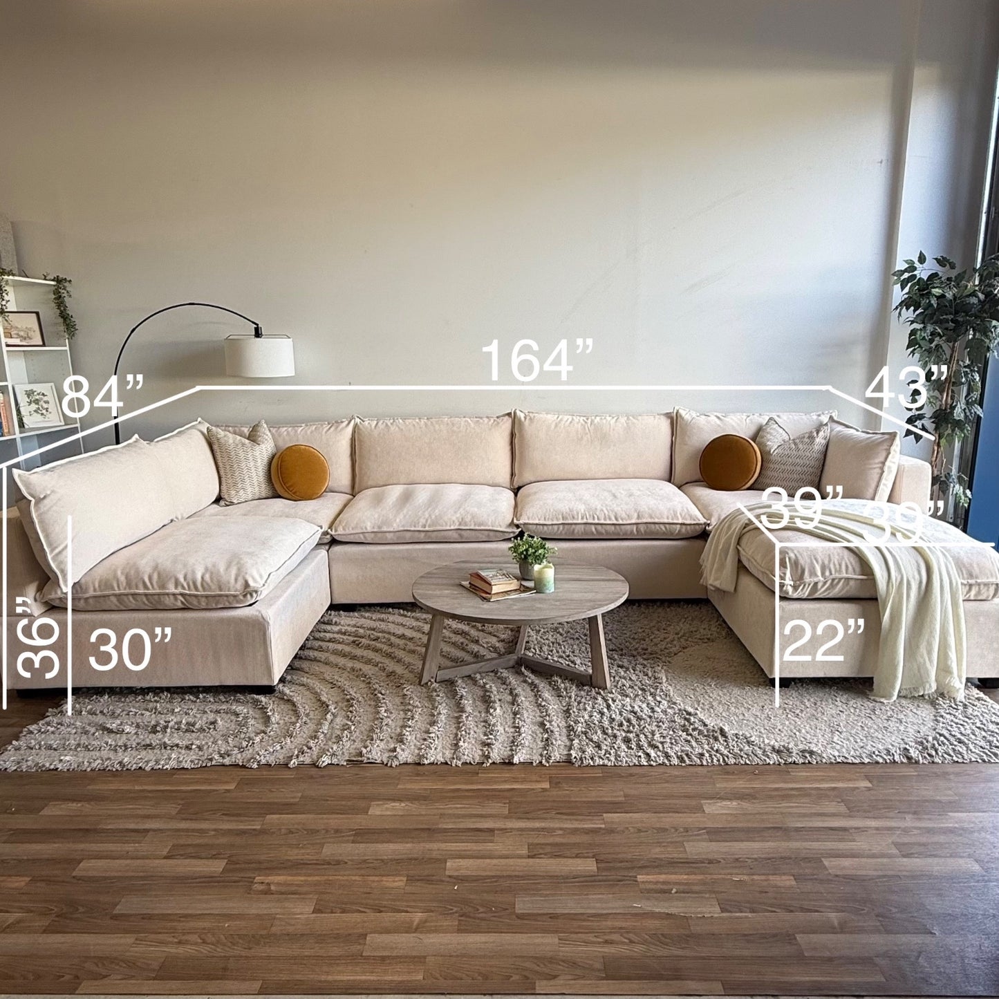 Bellamia Luna U-Shape in Cream Performance Chenille