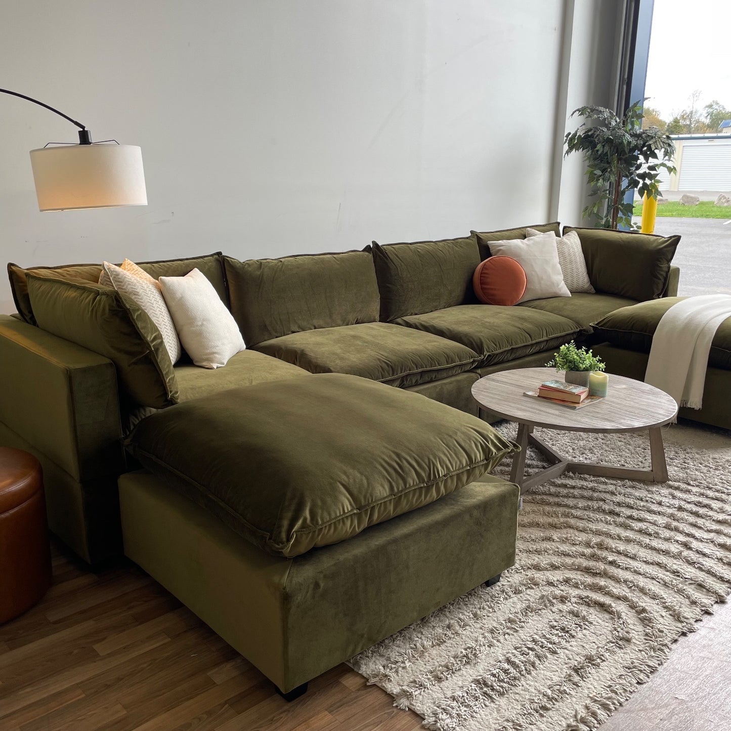 Bellamia Luna Double Chaise in Green Performance Velvet