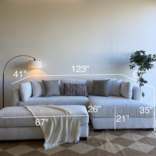 Dayle Sectional W/Ottoman in Cream Basketweave