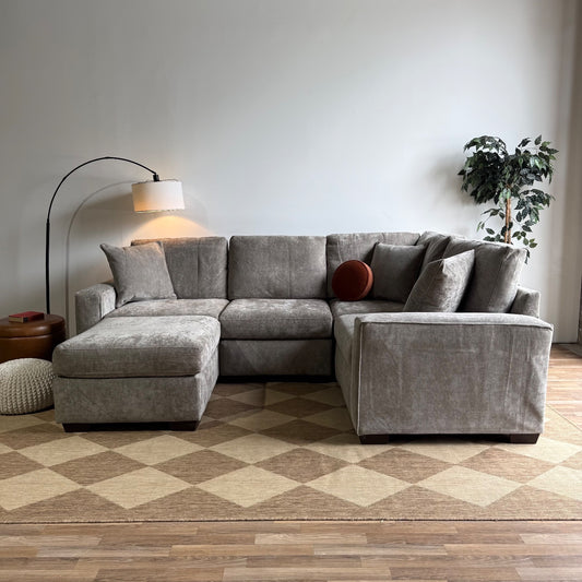 Atlas Modular L-Shape Enclosed w/Ottoman in Gray Chenille