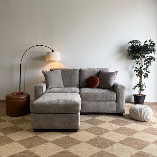 Atlas Modular Loveseat w/Ottoman in Gray Chenille
