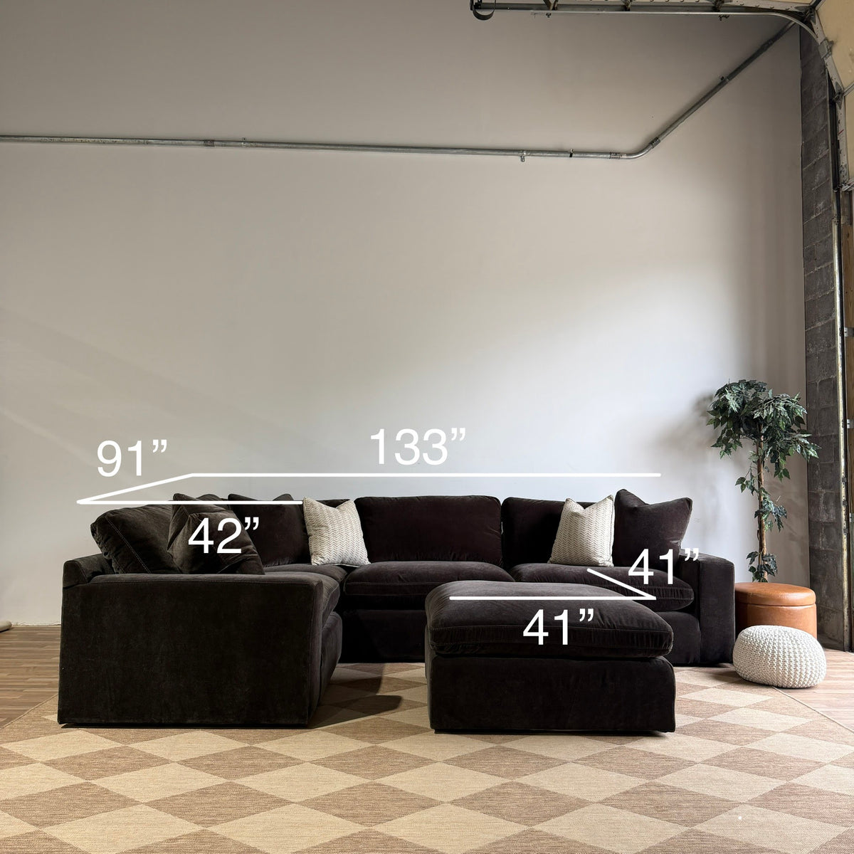 Woodland L-Shape Enclosed with Classic Ottoman dimensions