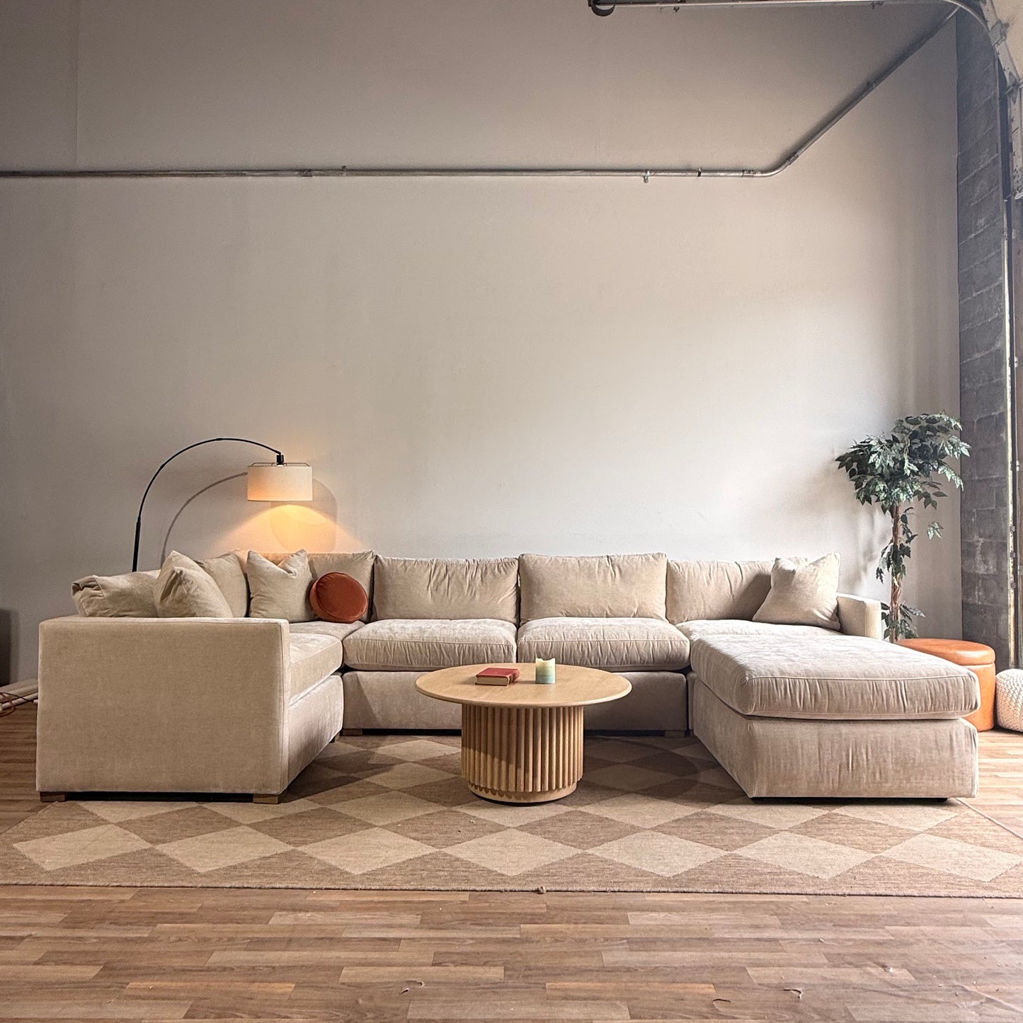 Brook U-Shape Enclosed Sectional - Milano Velvet