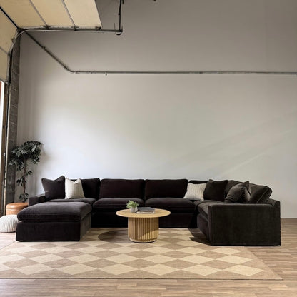 Woodland U-Shape Enclosed with Classic Ottoman reversed