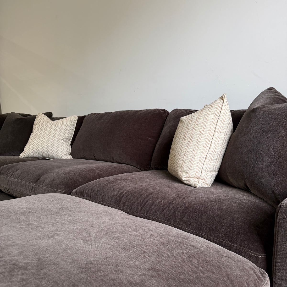 Woodland L-Shape Enclosed with Classic Ottoman cushions