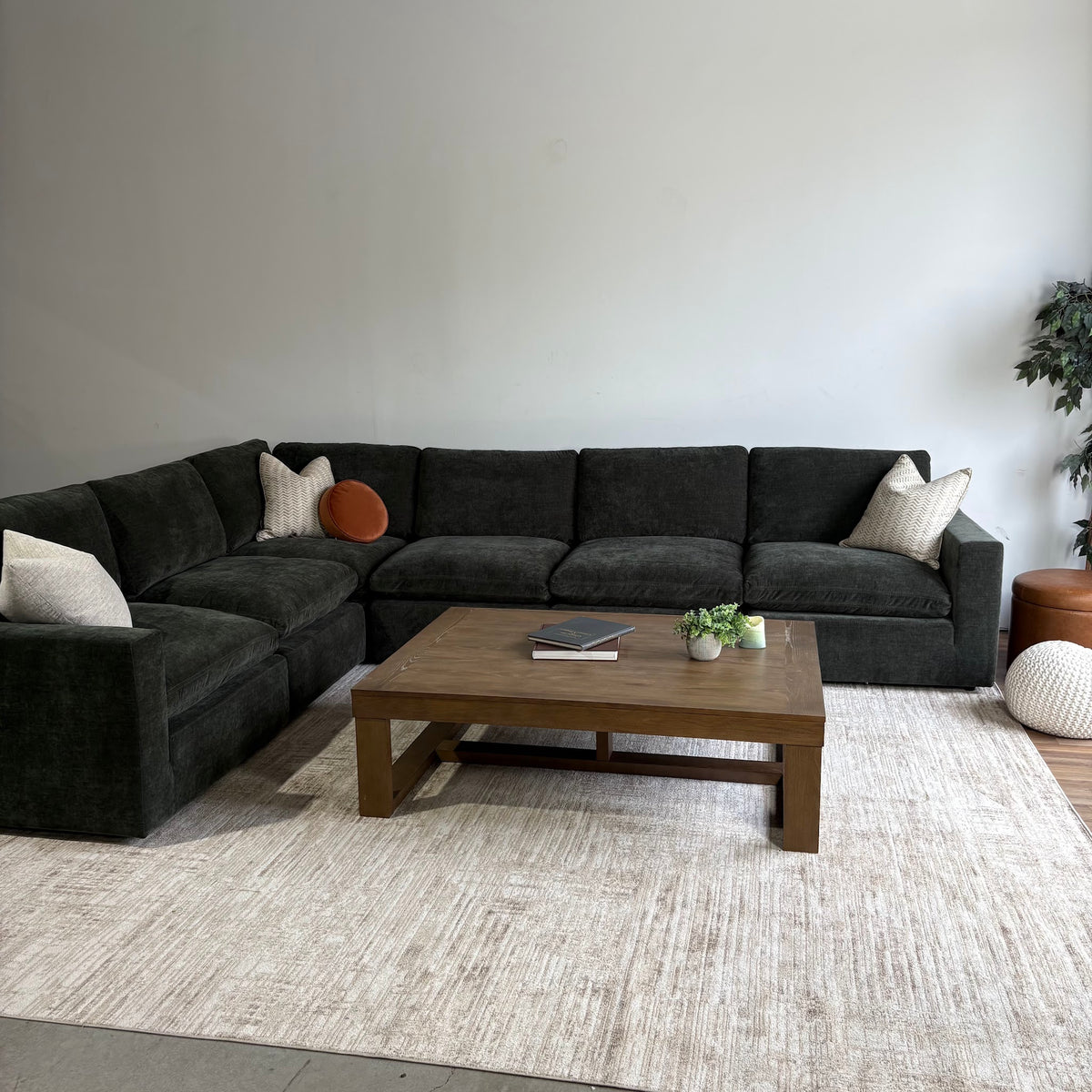 Cypress Grand Corner in Velvet Forest Green, right view