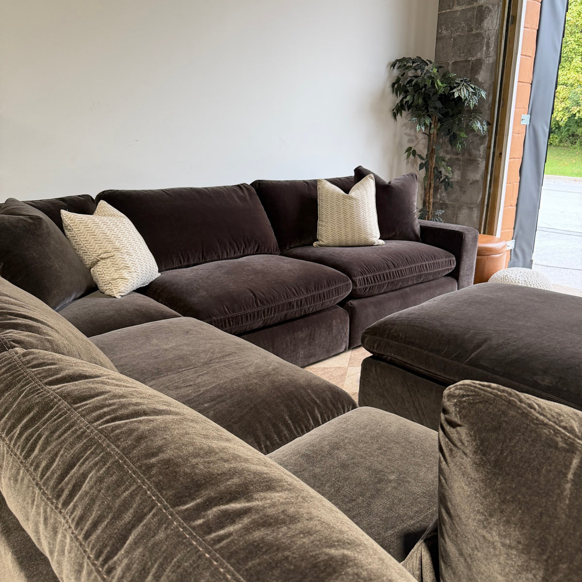 Woodland Corner Sectional with Classic Ottoman arm detail