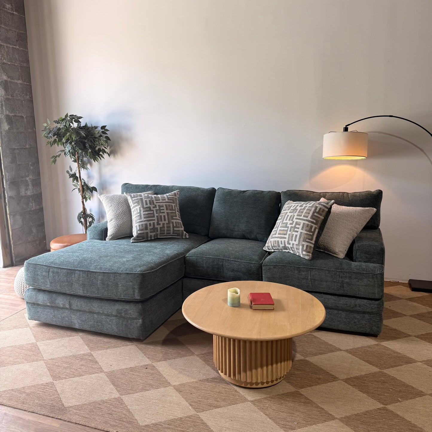 Harbor Chaise Sectional (Left Facing) in Chenille