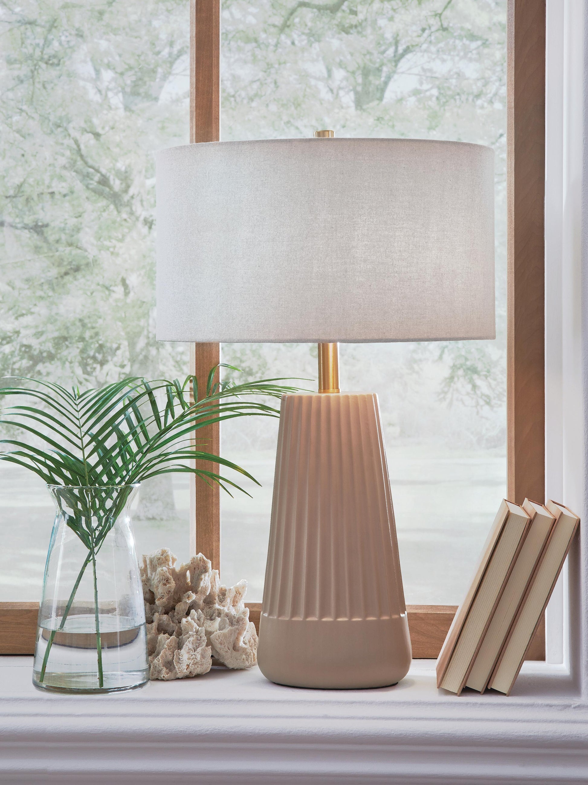 Dellner Ceramic Table Lamp crop view