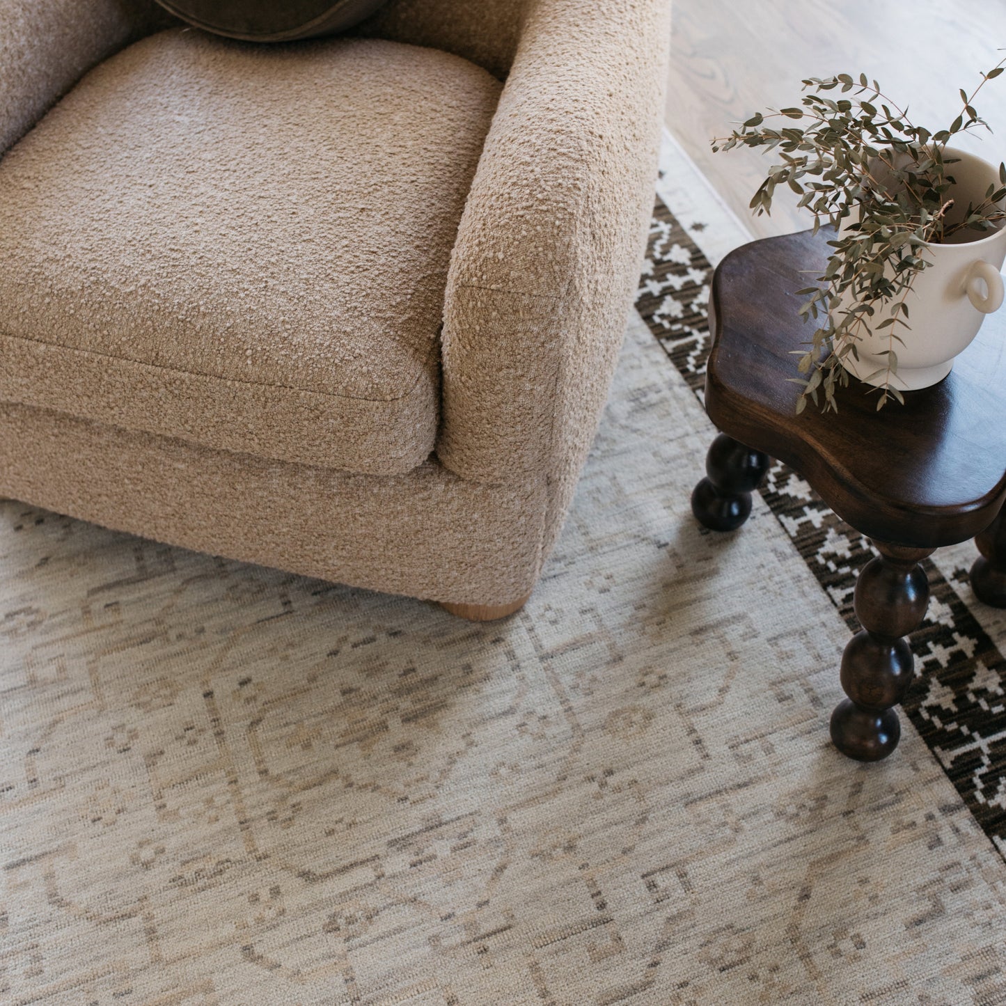 Acacia Area Rug — ACA02 (Beige)