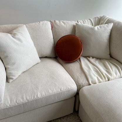 Serene Loveseat w/Ottoman
