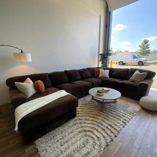 Large Brown sectional 3pc Couch