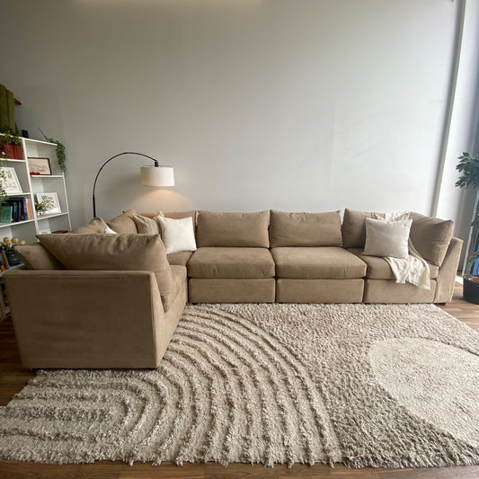 Bassett Beckham 5-piece sectional in tan
