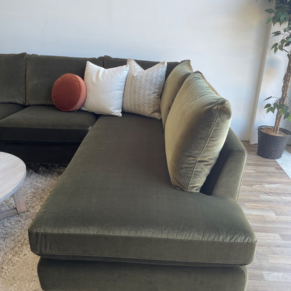 Interior Define Sloan 3-piece U-Sectional in Green Performance Velvet