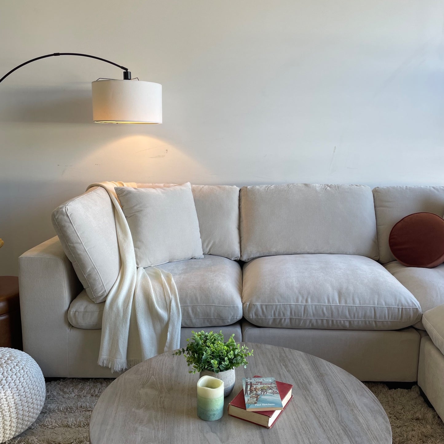 Lakeview Modular Sectional in Vanilla Cream