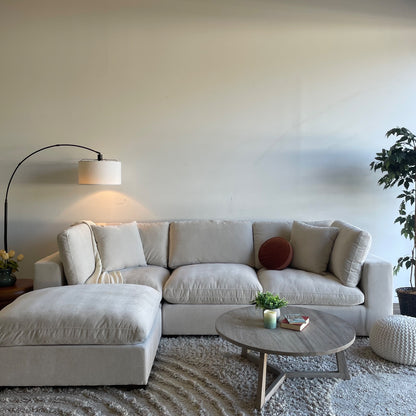 Lakeview Modular Sectional in Vanilla Cream