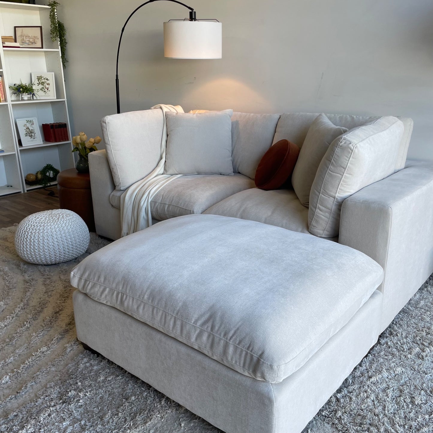 Lakeview Modular Sectional in Vanilla Cream