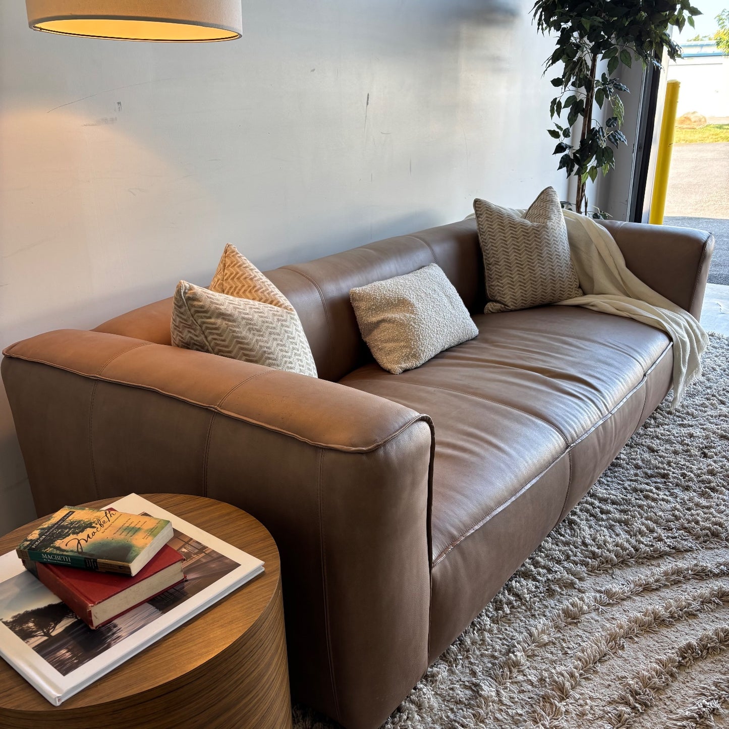 Leather Cigar Couch in Brown