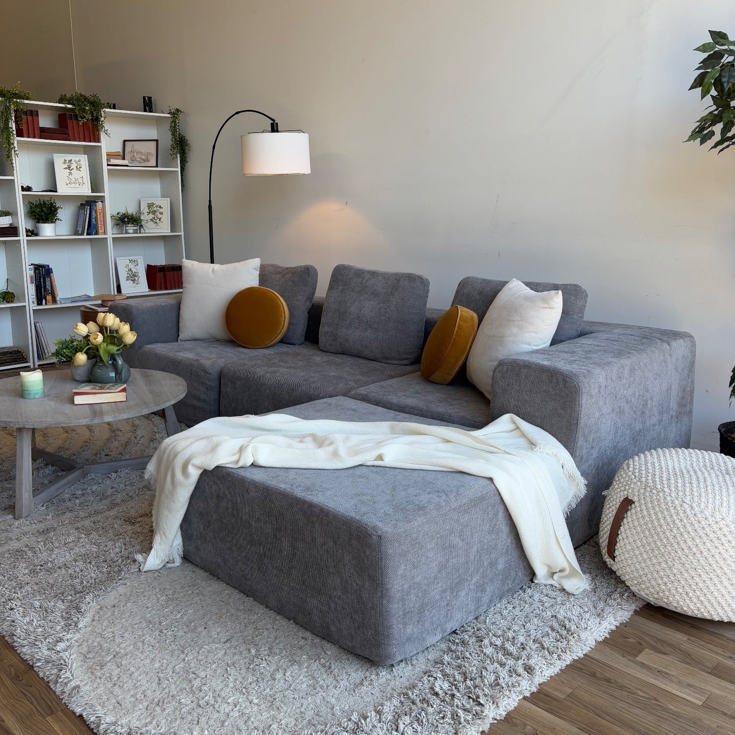 Puffer Couch 4pc in Gray