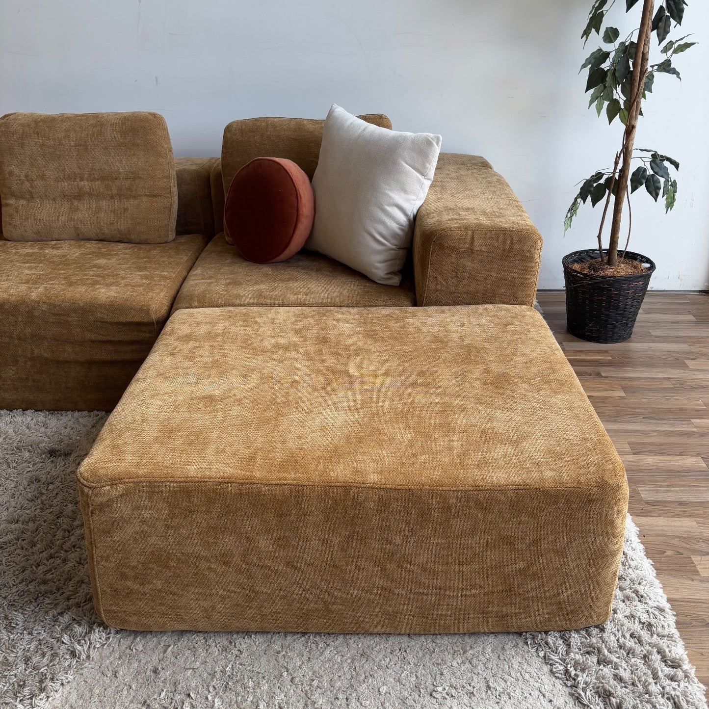Puffer Couch Modular 4pc in Marigold