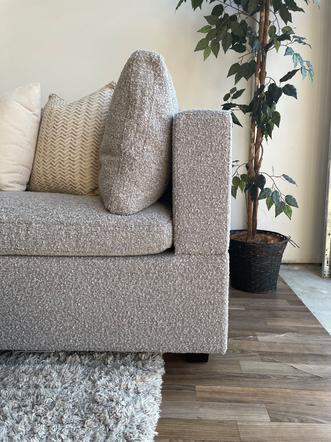 Albany Park Kova Modular 6 Pc Sectional in Smoke Performance Bouclé