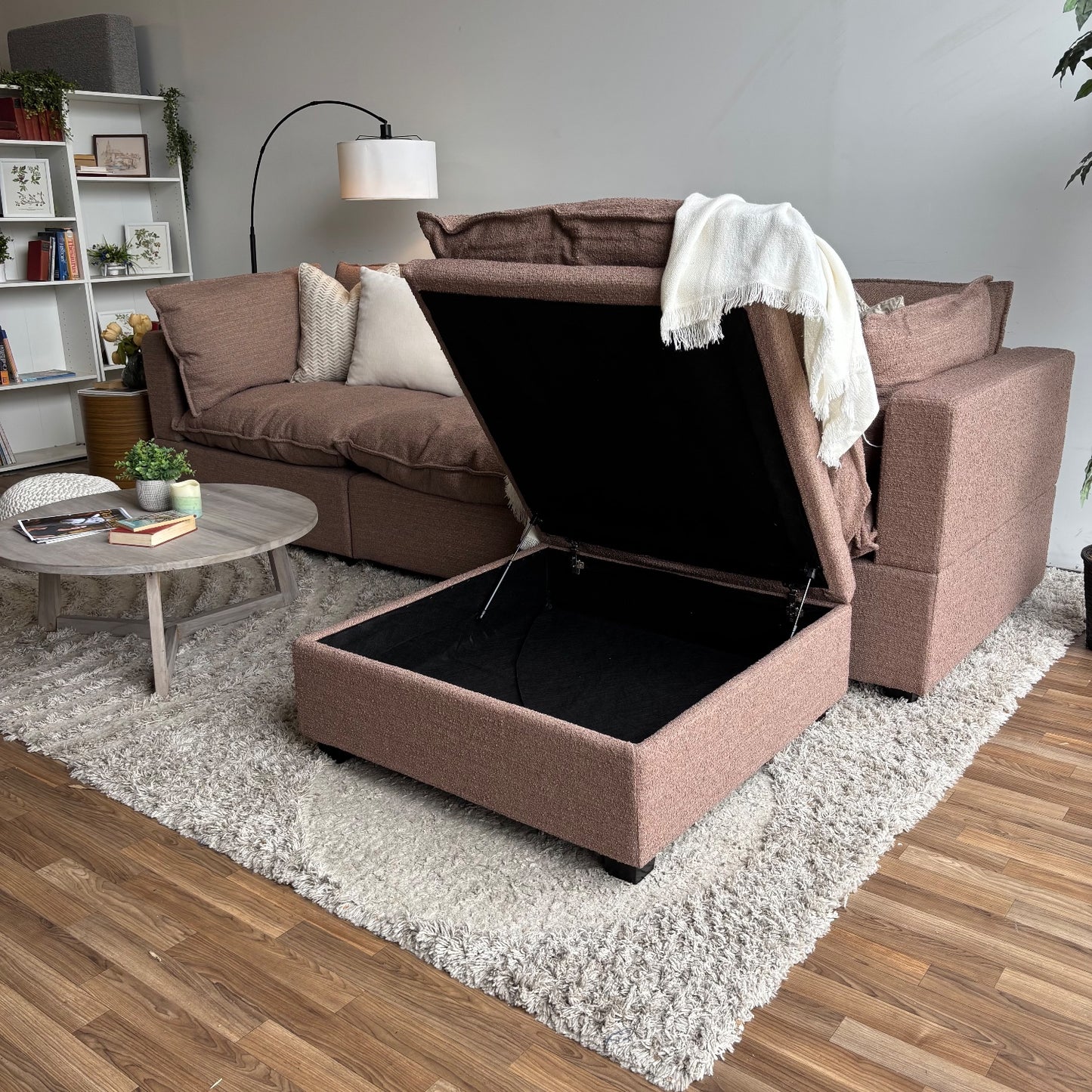 Albany Park Kova Modular 4 Pc Sectional in Mocha Boucle