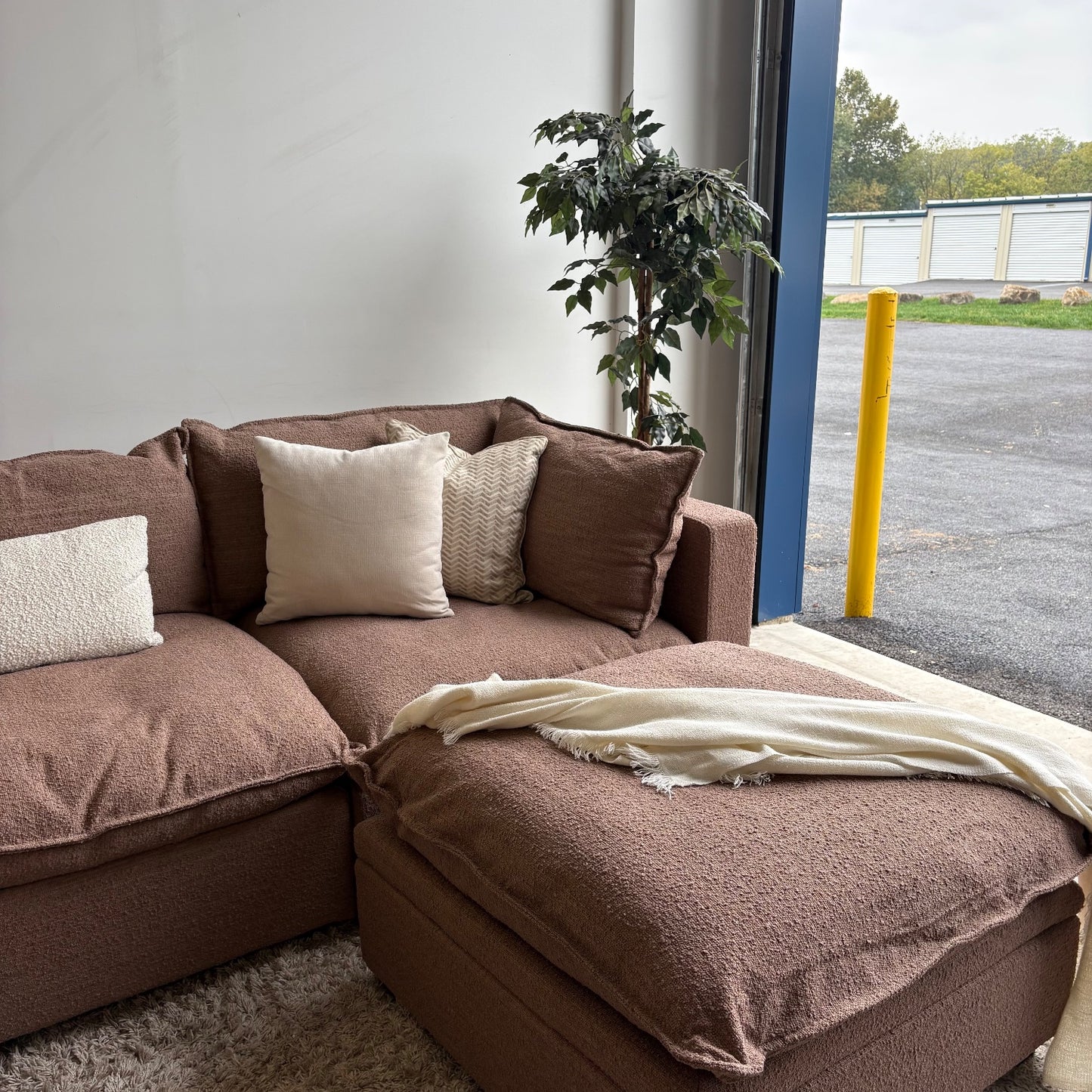 Albany Park Kova Modular 5 Pc Sectional in Mocha Performance Boucle