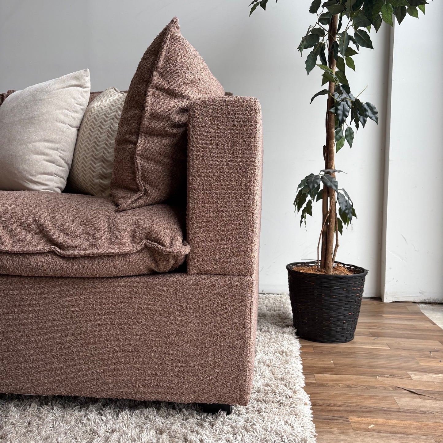 Albany Park Kova Modular 5 Pc Sectional in Mocha Performance Boucle