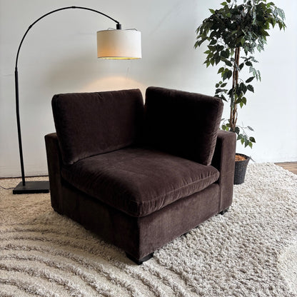 Lakeview Corner in Chocolate Brown