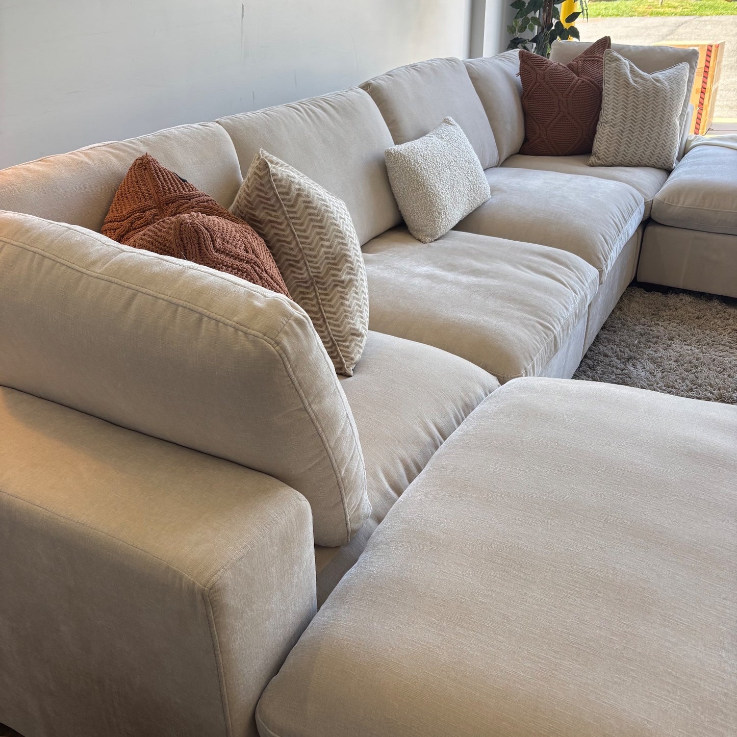 Lakeview Double Chaise in Vanilla Low Pile Velvet