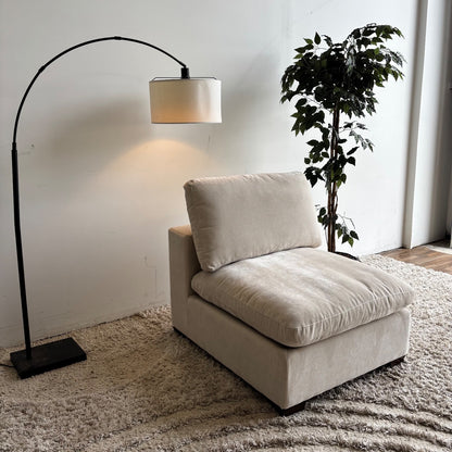 Lakeview Armless in Vanilla Cream