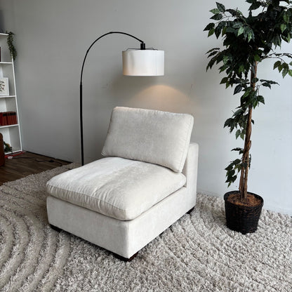 Lakeview Armless in Vanilla Cream