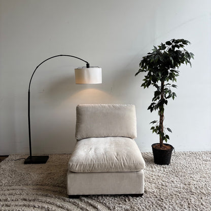 Lakeview Armless in Vanilla Cream