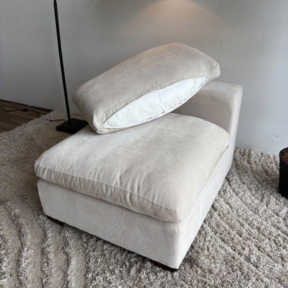 Lakeview Armless in Vanilla Cream