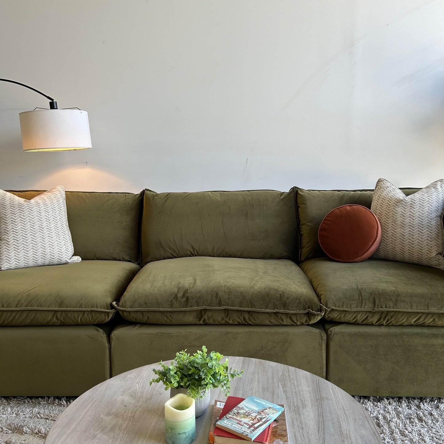 Bellamia Sofa in Green performance Velvet