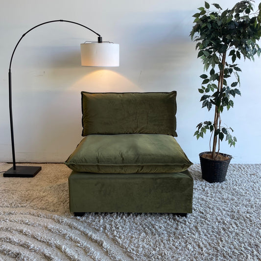 Bellamia Armless in Green performance Velvet