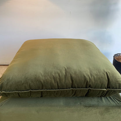 Bellamia Ottoman in Green performance Velvet