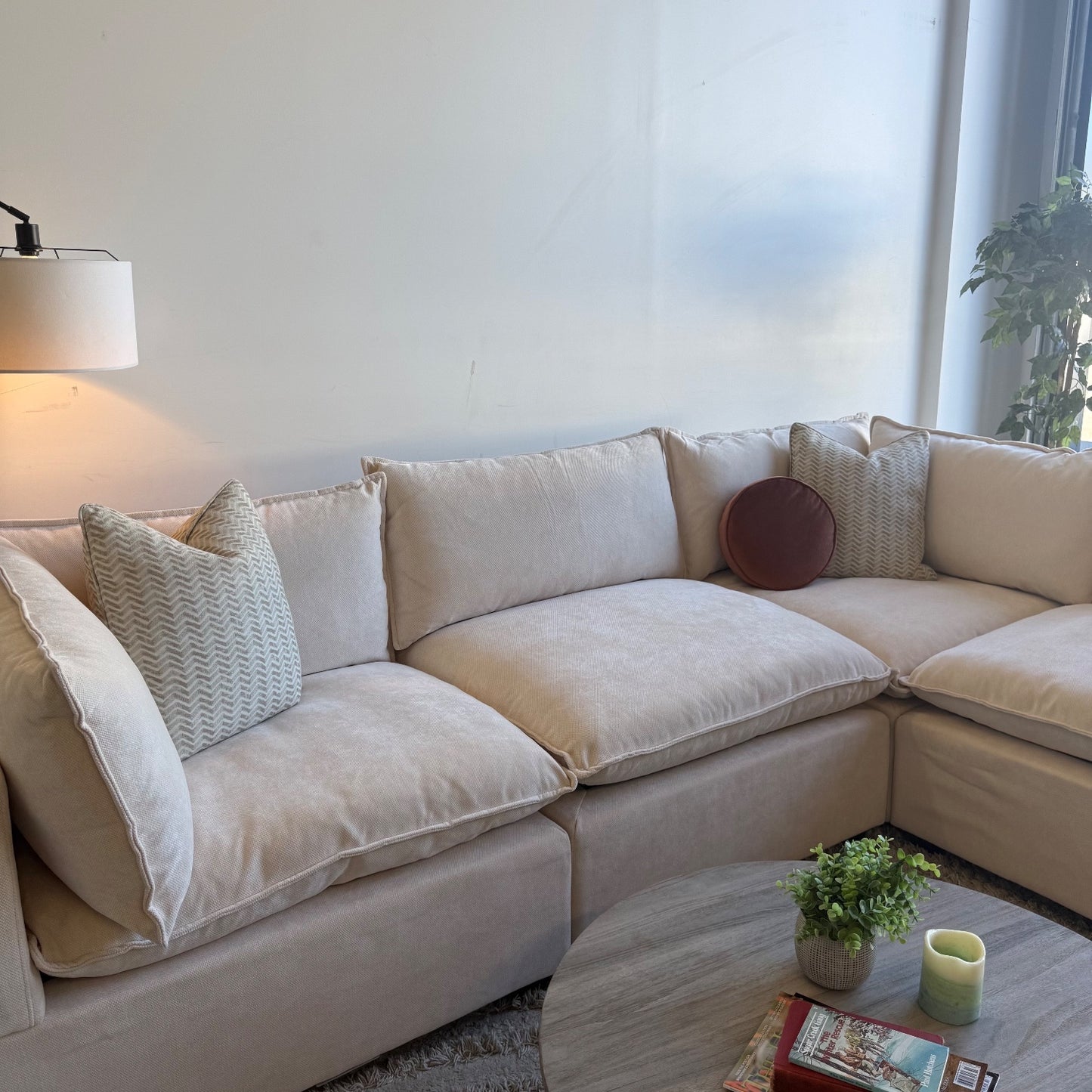 Bellamia Luna L-Shape in Cream Performance Chenille