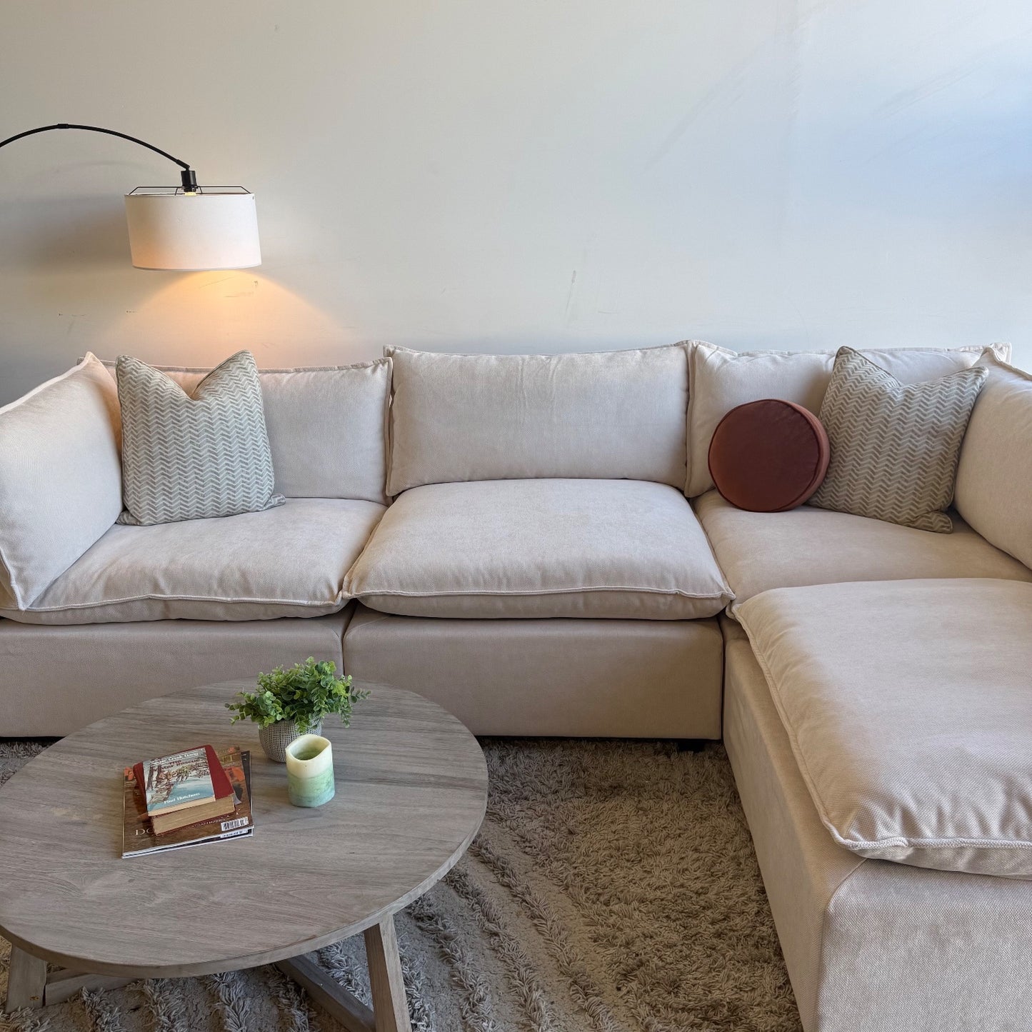 Bellamia Luna L-Shape in Cream Performance Chenille