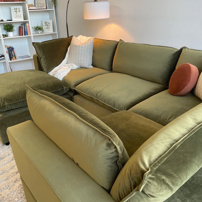 Bellamia Luna L-Shape Enclosed in Green Performance Velvet