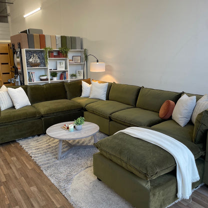 Bellamia Luna Grand Corner in Green Performance Velvet