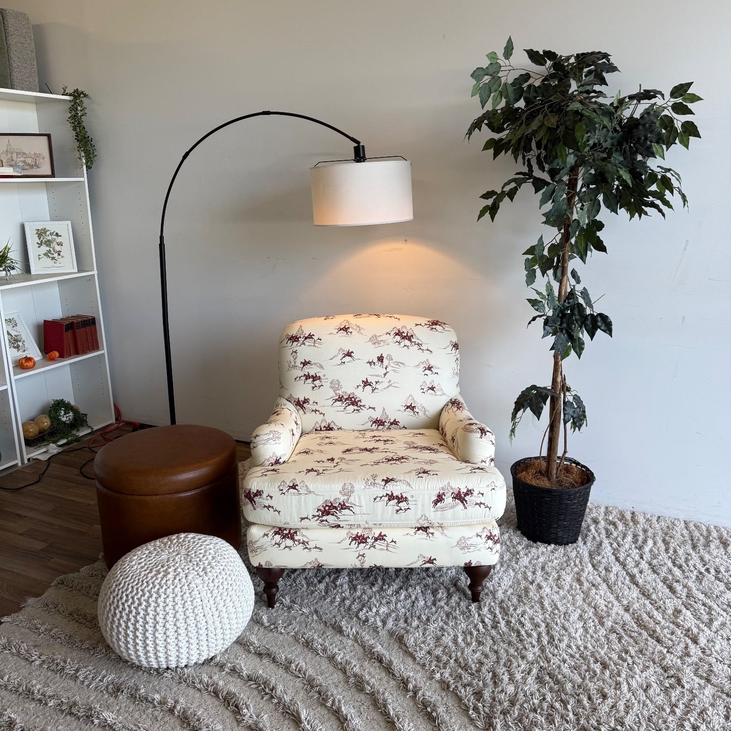 English Roll Arm Chair in Green Cotswold Hunt