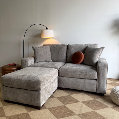 Atlas Modular Loveseat w/Ottoman in Gray Chenille