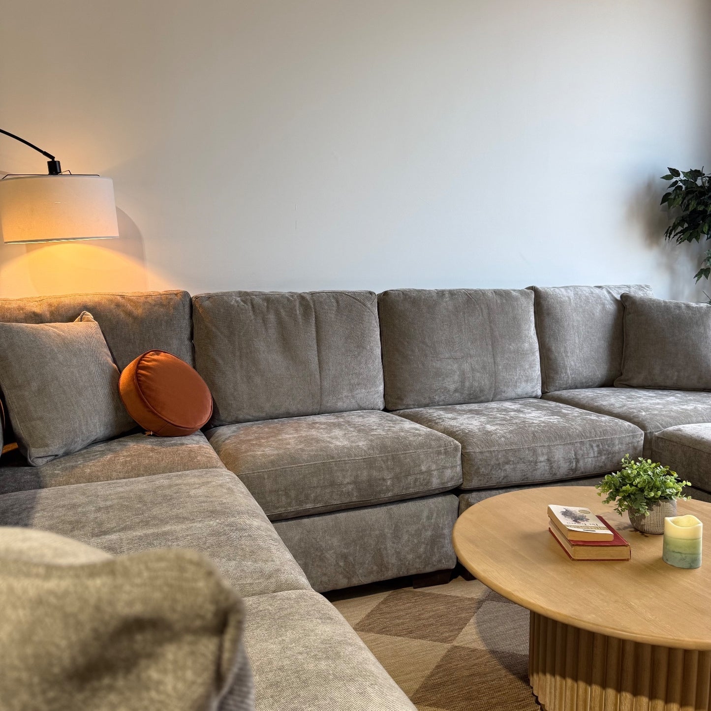 Atlas Modular Grand Corner in Gray Chenille